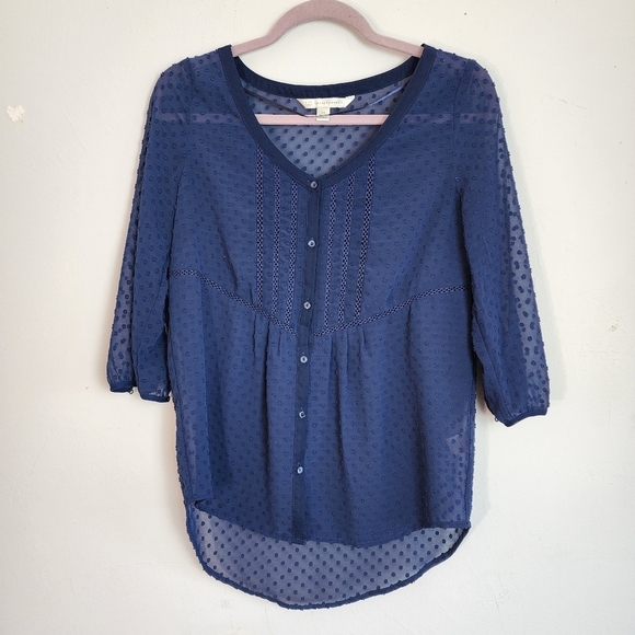 LC Lauren Conrad Tops - Lauren Conrad Blue Lace Sheer V- Neck Quarter Sleeve Women's Shirt Size XS